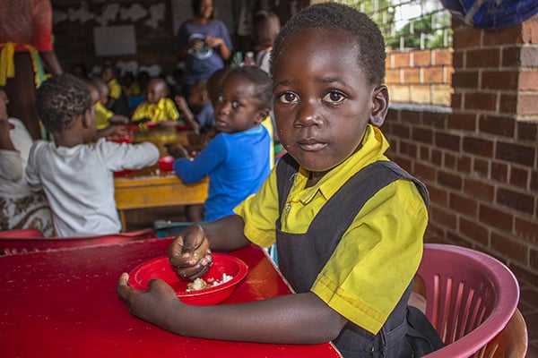 Anotida Receives Meals at School